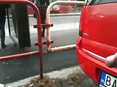 Kamikatzerl, adolescente alemán al aire libre, follada y tragada en un trío anal