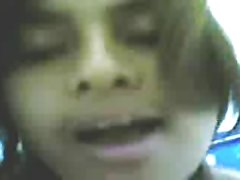 Doble negro en la sala de estar.