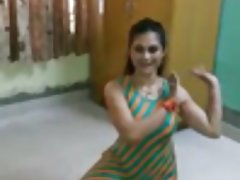 Joven latina es follada hardcore