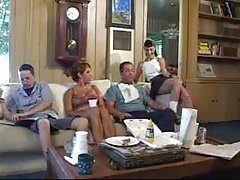 BDSM folla con el hombre máscara