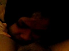 バイセクシュアルズは一度にお尻に入っていて、すばらしい