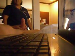 最初に猫の飼料とその後のハードファック