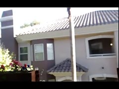 これは、成熟したばかりのリサアンが彼女のビジネスを閉じる方法です