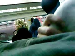 カンデラX、2人で2人をファックする若いスペイン人女性