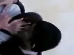 Sex girl macht ihrem freund masturbieren