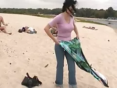 Mädchen auf der casting gab sich der manager fr die auslese des personals