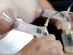 Schlanke babe hat spaß