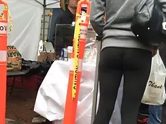 Süße stöhnen aus dem auto
