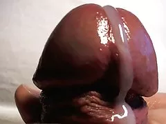 Sexy blondine macht den kerl penis-massage