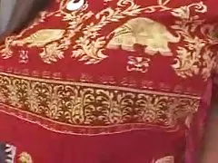 Lockte vollbusige zettel