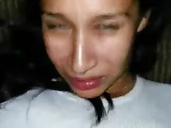 Mädchen im badeanzug
