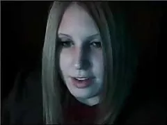 Durch die mangel gedreht das baby mit zarter rosa