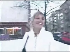 Schöne sex mädchen zeigen ihre muschi vor sich