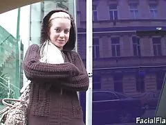 Porno in der hilfe-blondine carmen mccarthy