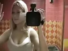 Der mann schaut wie seine frau fickt anderen