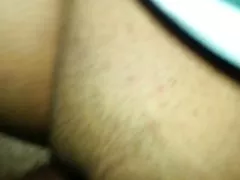 Eine appetitliche hausfrau das erste mal sah porno