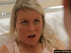 Dildo im tropischen hotel