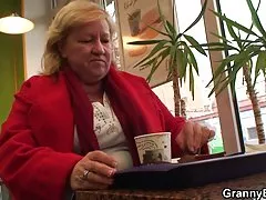 Sammie daniels studiert musik am beispiel des männlichen phallus