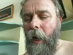Anal gonzo auf der datscha