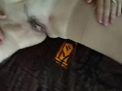 Viel wodka und nackte mädchen