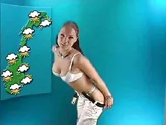 Porno-alptraum auf der bergigen straße