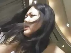 Üppige blondine träumt davon,